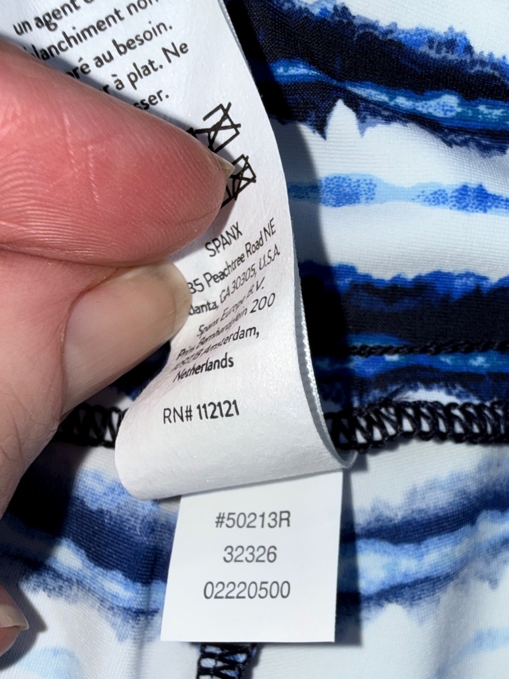 Spanx Sunshine Shorts 6" Blue Painted Stripe Small NWOT Nautical Coastal - Picture 6 of 12